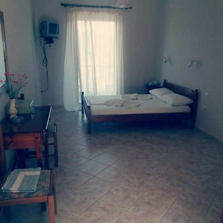 Asprogerakata Santas Rooms מראה חיצוני תמונה