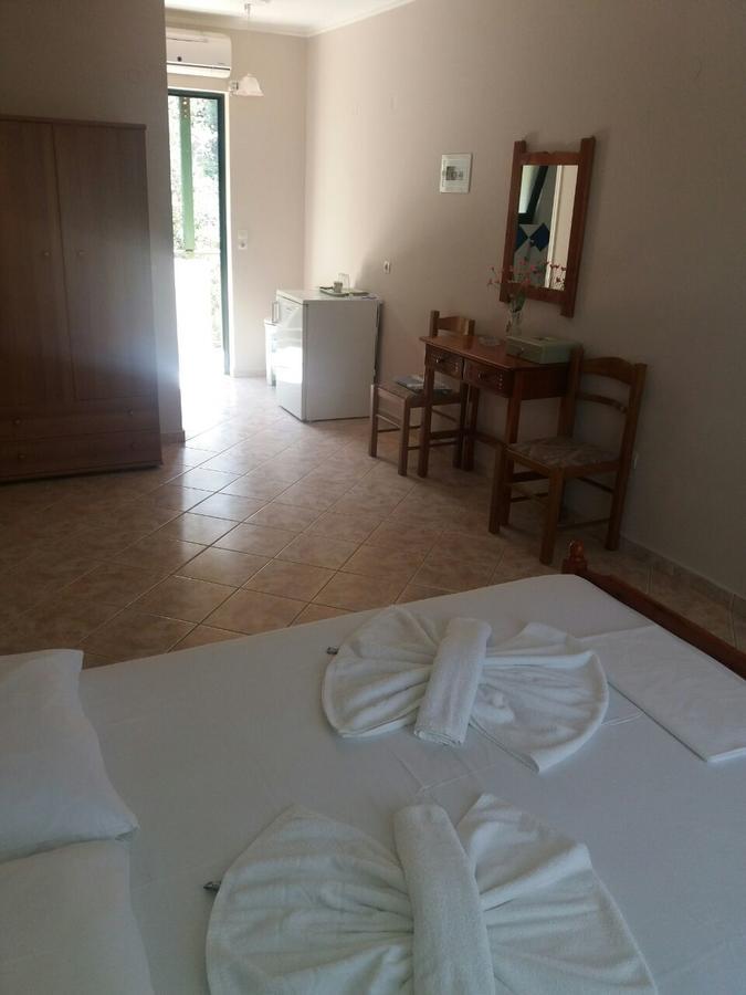 Asprogerakata Santas Rooms מראה חיצוני תמונה