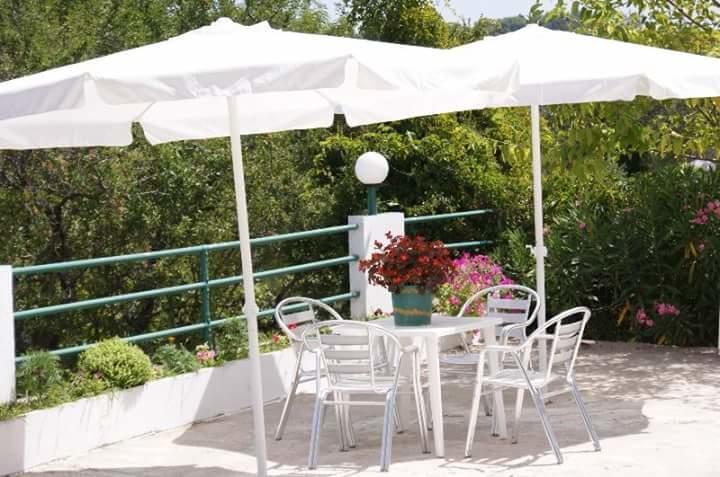 Asprogerakata Santas Rooms מראה חיצוני תמונה