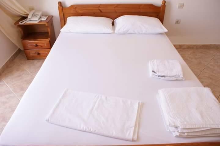 Asprogerakata Santas Rooms מראה חיצוני תמונה