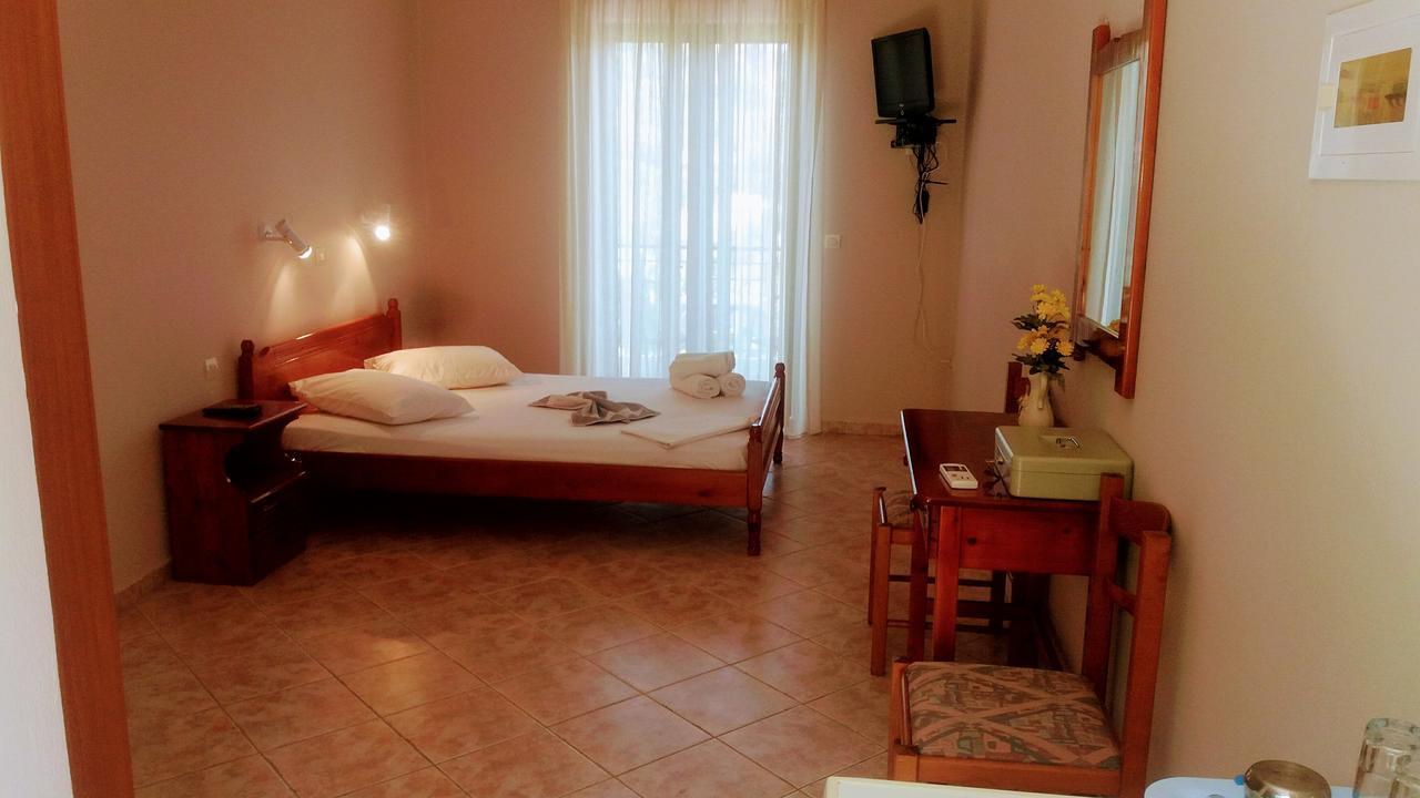 Asprogerakata Santas Rooms מראה חיצוני תמונה